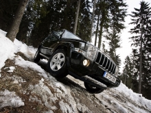 Jeep Commander Limited 5.7 Versión Europea 2006 08